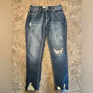 KanCan Estilo Distressed Ankle Jeans - Sz 7/27 - Comfy- Nice